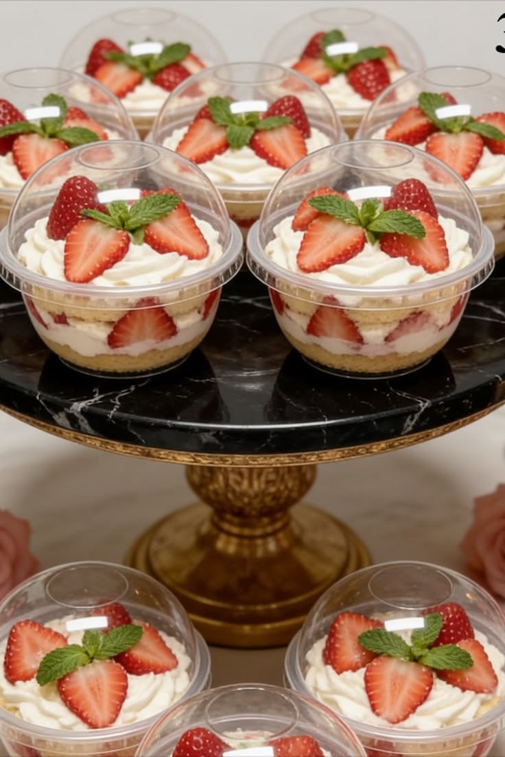 Strawberries with Cream